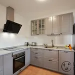 Mauruuru - 10 Minutes Walking To Marina Rubicon, Heated Pool, Bbq & Office Space With Desk And High Speed Internet 普拉亚布兰卡