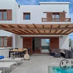 别墅 Mauruuru - 10 Minutes Walking To Marina Rubicon, Heated Pool, Bbq & Office Space With Desk And High Speed Internet 普拉亚布兰卡