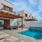 Mauruuru - 10 Minutes Walking To Marina Rubicon, Heated Pool, Bbq & Office Space With Desk And High Speed Internet 别墅 *