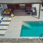Mauruuru - 10 Minutes Walking To Marina Rubicon, Heated Pool, Bbq & Office Space With Desk And High Speed Internet 别墅 普拉亚布兰卡