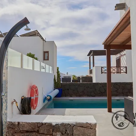 Vila Mauruuru - 10 Minutes Walking To Marina Rubicon, Heated Pool, Bbq & Office Space With Desk And High Speed Internet Playa Blanca (Lanzarote)